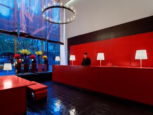 Bryant Park Hotel Image