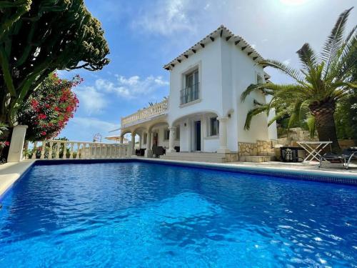 Villa Orquidea - Luxury Sea View Villa with Private Pool
