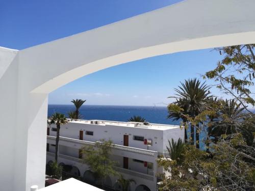 Vacaciones al sol San Agustin con piscina y WIFI