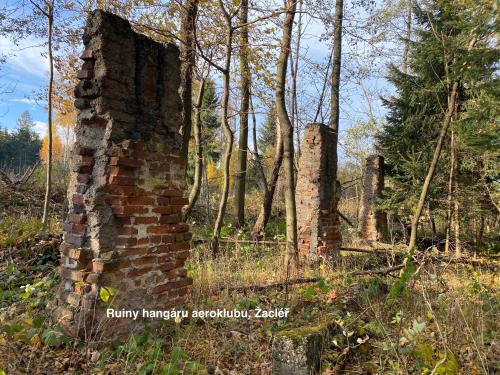 an old brick building in the woods at Apartmány Havířská Žacléř, Krkonoše in Žacléř