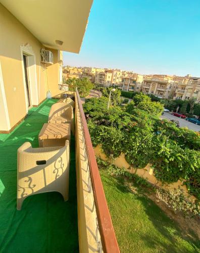 3BD Apartment in a family house with garden view