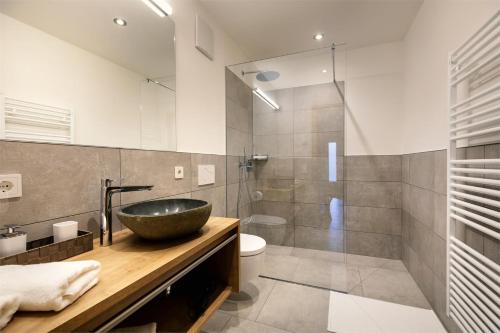 Et badeværelse på Appartments Jaufenblick