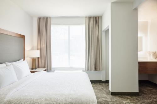 SpringHill Suites Phoenix Downtown Image