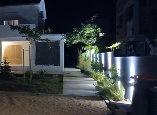 Gambar di galeri bagi Sunset1, free private parking, pets welcome di Privlaka