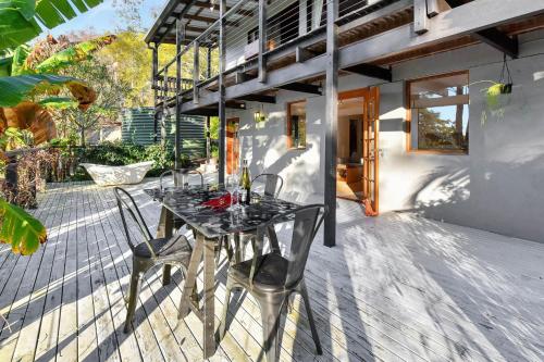Μπαλκόνι ή βεράντα στο Misty Mountain Hideaway at Murrays Run ultra private rural escape with stunning views