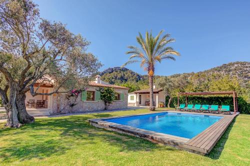 Villa Can Gallardo by Sealand Villas