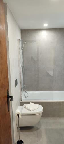 Koupelna v ubytování Aparthotel Sant Andreu