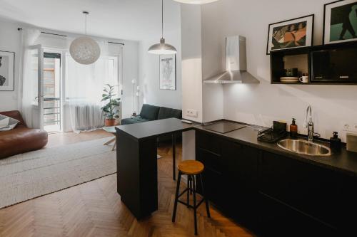 New 1BDR Modern Bauhaus flat 1056 Budapest, 3 Nyáry Pál utca kép - 3