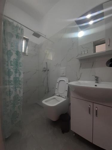 Fotografie z fotogalerie ubytování Amantius Apartments Borsh Himare v destinaci Borsh
