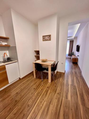Foto Dani Lux Belgrade Center Studio Apartment 4
