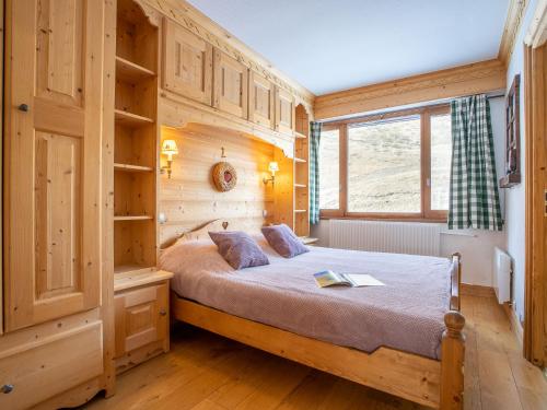 Apartment Le Bec Rouge - Le Lac-2 by Interhome