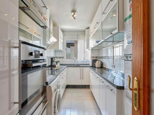 Apartment Marina Bay-1 by Interhome
