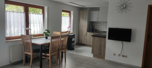 Kuchyň nebo kuchyňský kout v ubytování Ferienwohnung Istrefi