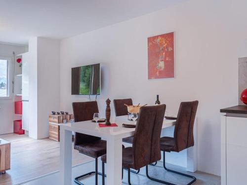 Apartment Lake Placid B5 by Interhome