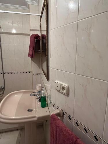 Koupelna v ubytování Apartamentos Deza- Playa Silgar