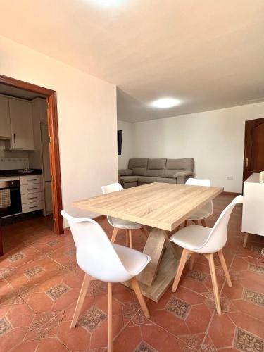 APARTAMENTO LA MURALLA