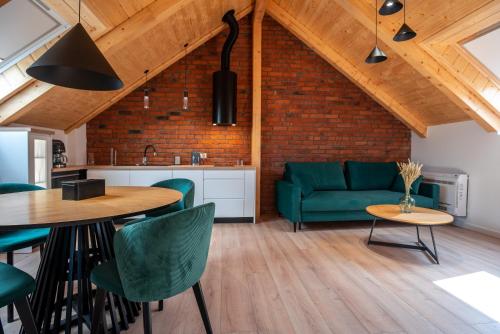 Χώρος καθιστικού στο Woody - Smart Luxury Home