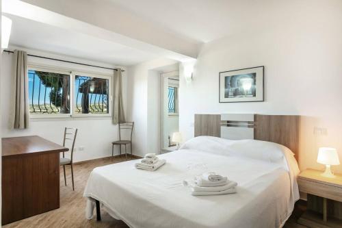 Foto Casa vacanza vista mare Porto Rotondo 5
