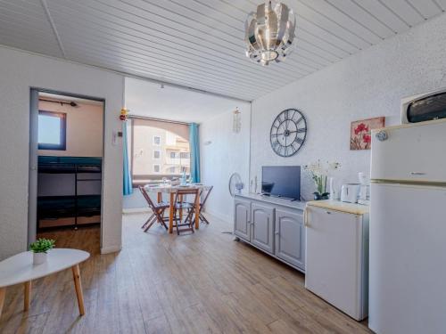 Apartment Front de Mer-24 by Interhome