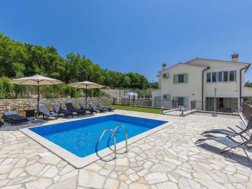 Holiday Home Villa Dina by Interhome