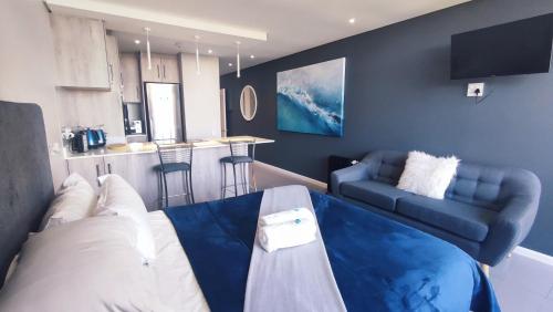 Χώρος καθιστικού στο Blueviews Deluxe at Brookes Hill Suites