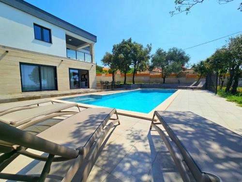 Modern Villa Kristina with swimming pool