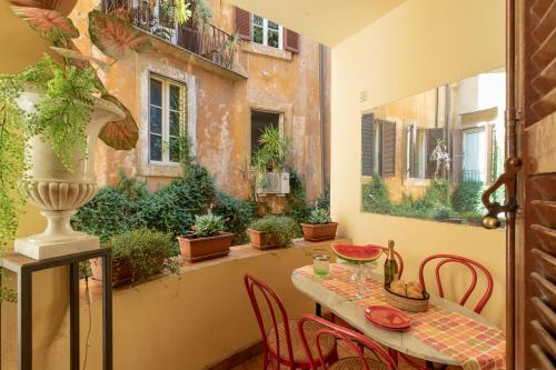 iFlat Red Roman Apartament