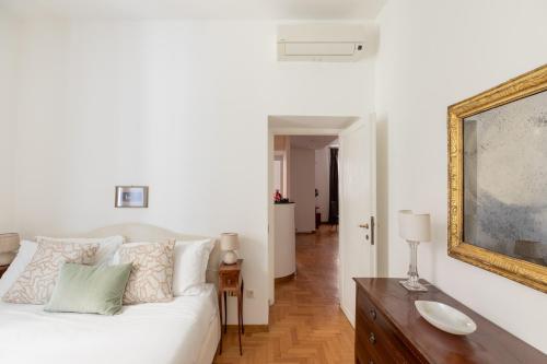 iFlat Red Roman Apartament