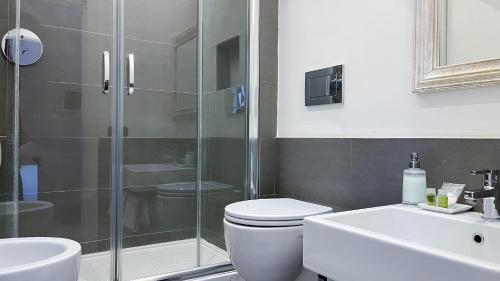 NTB Roma B&B tesisinde bir banyo