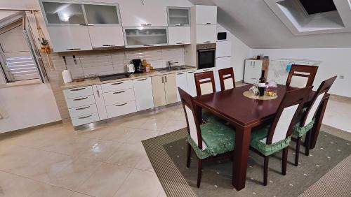 Apartmani Antonia Nakić -Stobreč