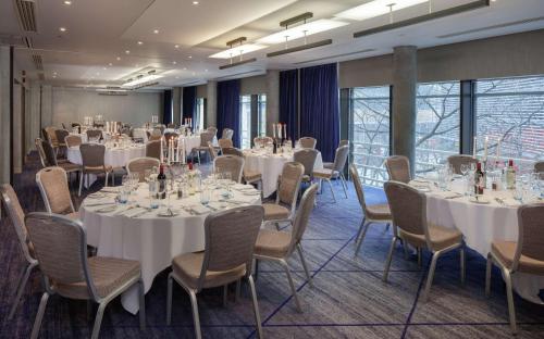 Restoran atau tempat lain untuk makan di Hilton London Tower Bridge