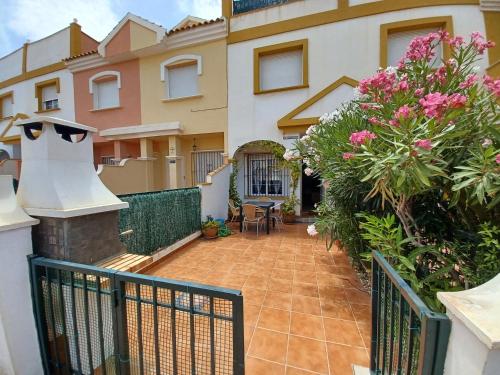 Fotografie z fotogalerie ubytování AS006 Madrugada 2-Bedroom Calas del Pinar v destinaci San Juan de los Terreros