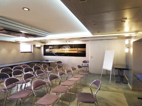 サン・テティエンヌにあるTerminus du Forez Saint-Etienne Centre Gare Chateaucreuxのギャラリーの写真