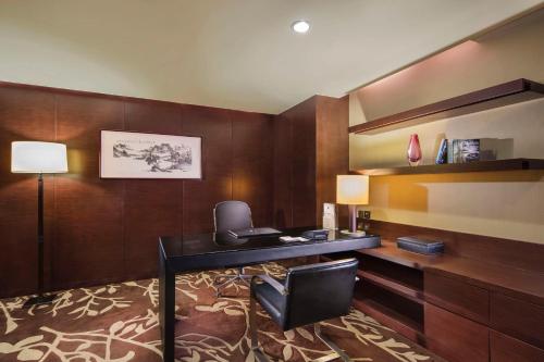 Cuisine ou kitchenette dans l'établissement DoubleTree by Hilton Shenyang