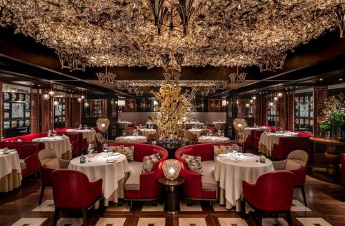 Posezení v ubytování Waldorf Astoria Xiamen
