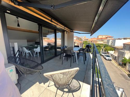 OUSTAL CAVAL MARIN A