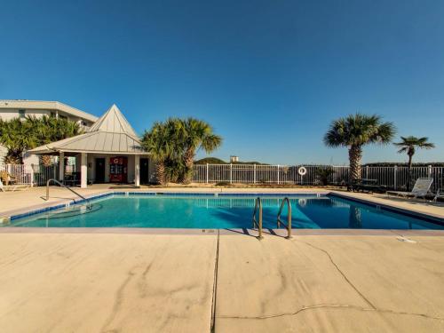 Bazén v ubytování Gulf Shores Plantation 1105 by Vacation Homes Collection nebo v jeho okolí