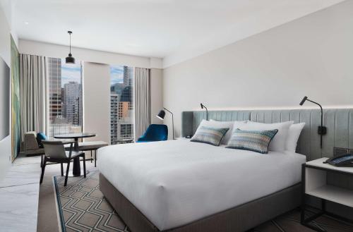 Hilton Melbourne Little Queen Street Image