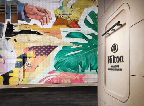 Hilton Melbourne Little Queen Street Image