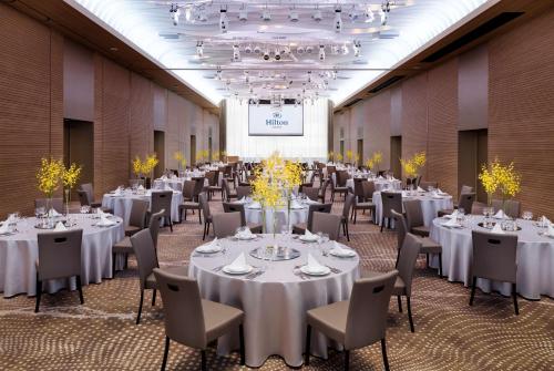 Restaurant ou autre lieu de restauration dans l'établissement Hilton Nagasaki
