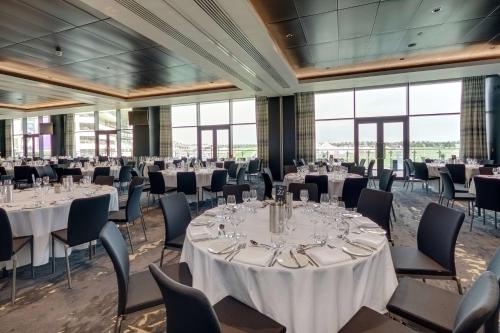 Εστιατόριο ή άλλο μέρος για φαγητό στο Hilton Garden Inn Doncaster Racecourse