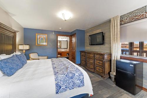 Letto o letti in una camera di Desert Rose Resort & Cabins