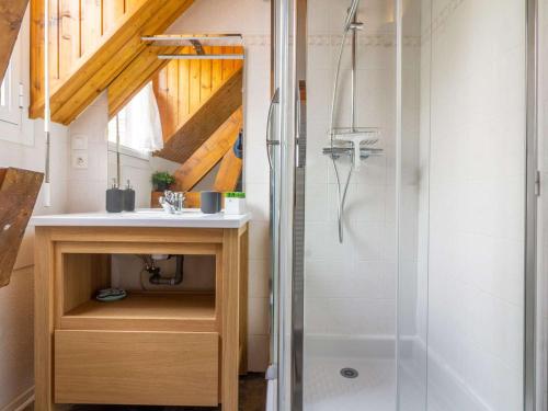 Ванна кімната в Maison Luz-Saint-Sauveur, 3 pièces, 6 personnes - FR-1-402-133