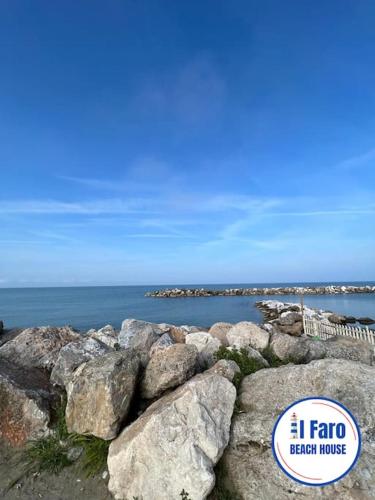 Gallery image of Il Faro beach house in Marina di Pisa