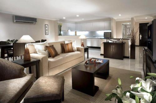 Χώρος καθιστικού στο Kristal Hotel Jakarta