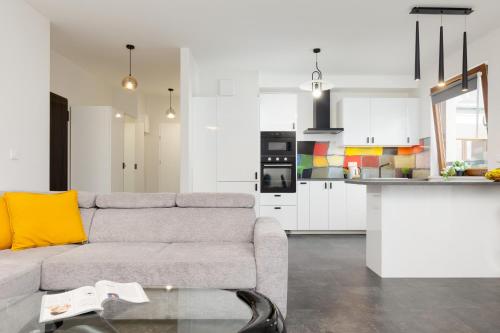 Foto Warsaw City Center Apartment Grzybowska 85 with Parking by Noclegi Renters 5