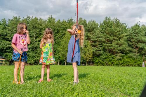 Tetamu yang menginap di Przystań Jeziorany - pokoje nad jeziorem