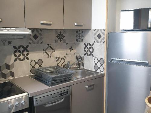 Appartement 3 pièces rénové, 42m², 2 chambres, plein centre, pied des pistes - Quartier de la Croisette - FR-1-574-32
