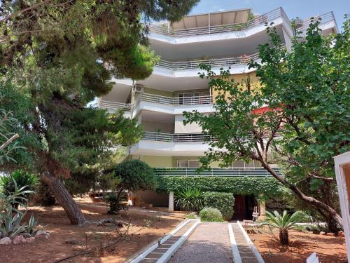 Gallery image of Naiads Nest - The Garden Gem in Varkiza