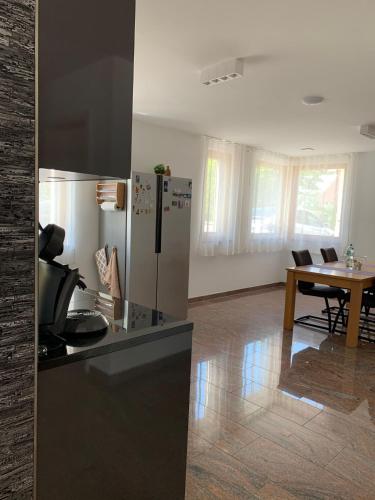Η κουζίνα ή μικρή κουζίνα στο Mosaikhaus Smart Home